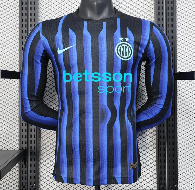 Inter Milan 2025/26 LOCAL MANGA LARGA VERSION JUGADOR